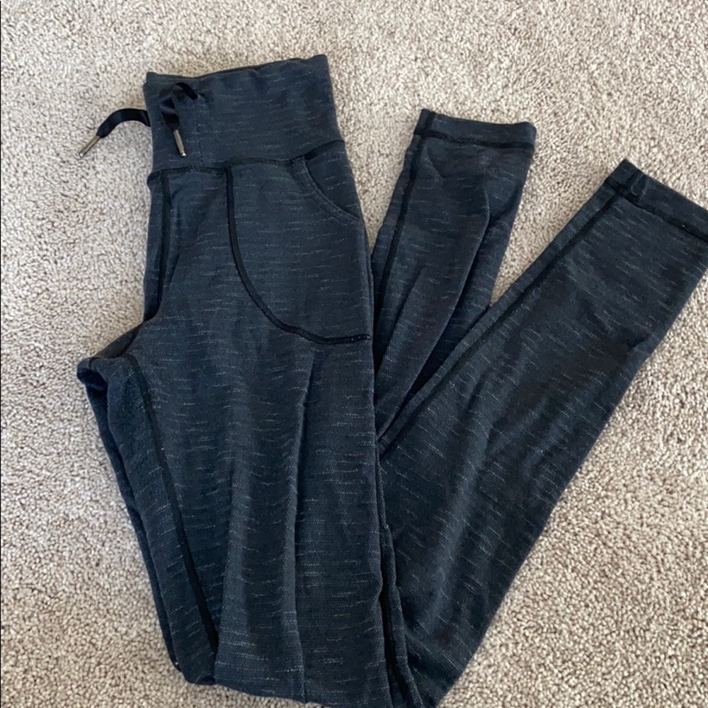 Lululemon knit leggings